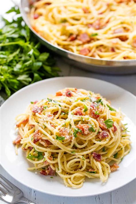 authentic pasta carbonara