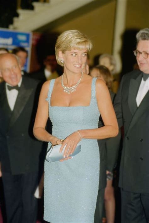 Princess Dianas Most Iconic Looks The Famous Fashion Of Princess Diana
