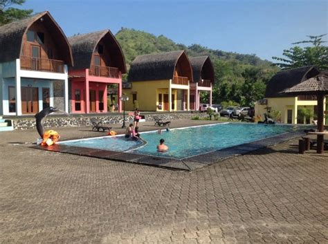 swimming pool view from restaurant picture of lojiwood beach cottages pelabuhan ratu