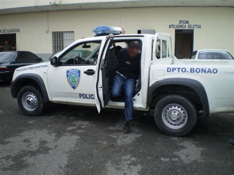 detienen deportado dominican york lo vincula al asesinato de motoconchista en bonao el dominio