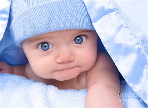 baby  pondering true blue