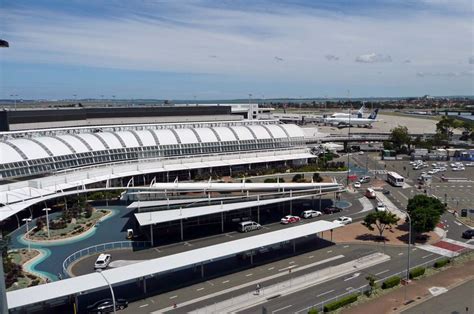 sydney international airport syd australia contact details airlines airports