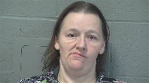 mansfield woman charged with starving mother to death mansfield woman