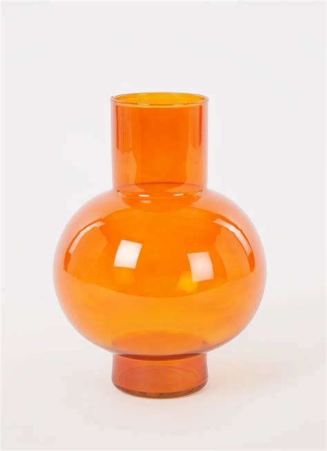 urban nature culture tummy  vase  cm de bijenkorf   vase geschenke orange