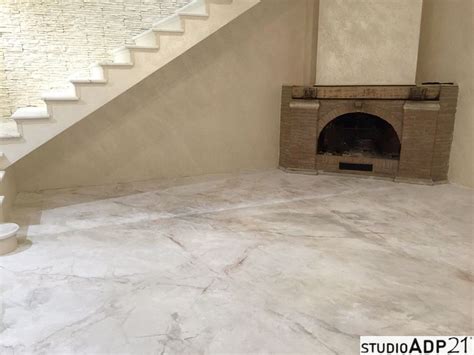 Un pavimento in legno color grigio perla consente una . Pavimenti in Resina Decorativa- Bellezza e Resistenza - Studioadp21