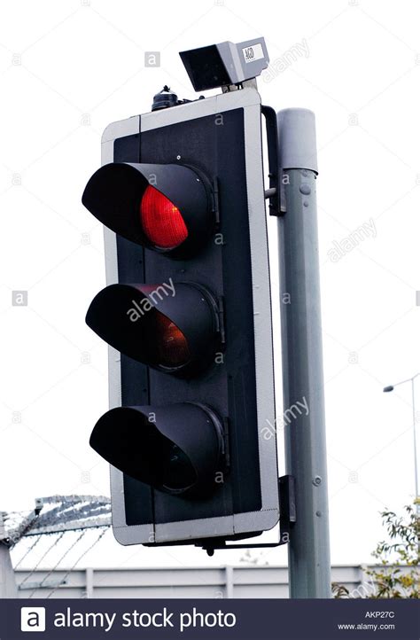 red light cameras uk uk roads    drivers  caught running red lights revealed