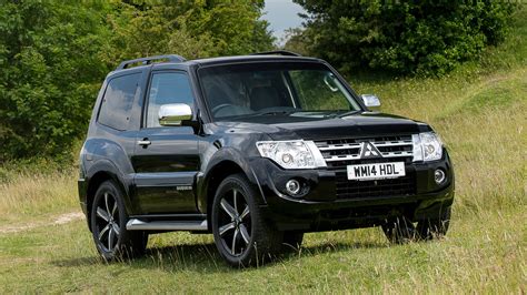 mitsubishi shogun owner reviews mpg problems reliability carbuyer