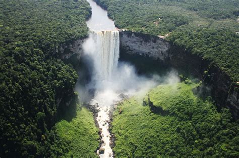 kaieteur falls facts information tours guyana south america guide
