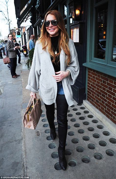 Lindsay Lohan Rocks Tricky Leather And Denim Skinny Jeans For Lunch In