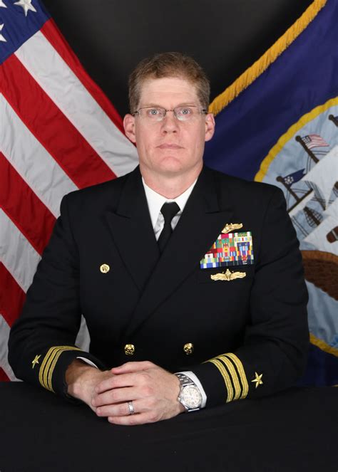 commanding officer naval information warfare training group niwtg