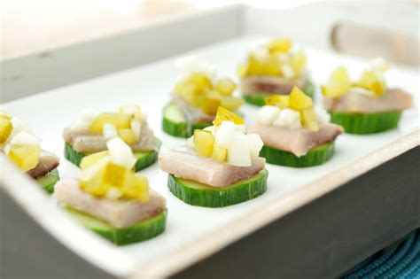 komkommer snack met haring great recipes snack recipes healthy snacks healthy recipes party