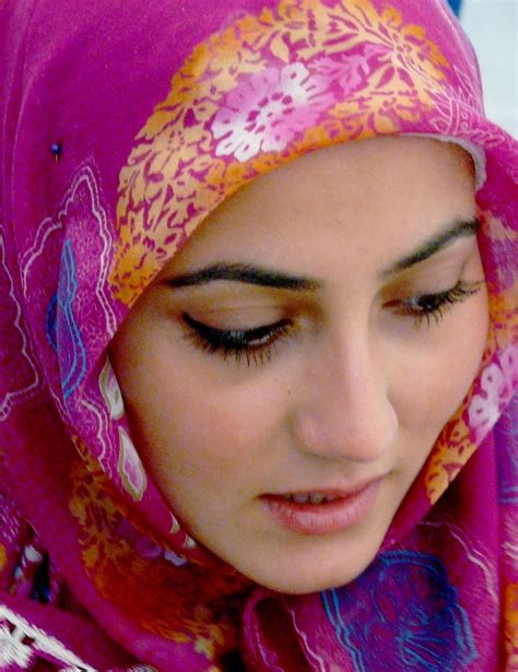 Turkish Girl With Beautiful Colored Veil Turkse Culturel Flickr