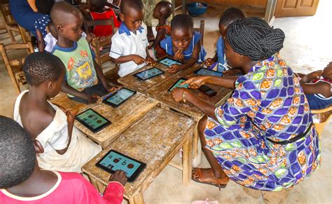 ict  affected education  negative effects  technology