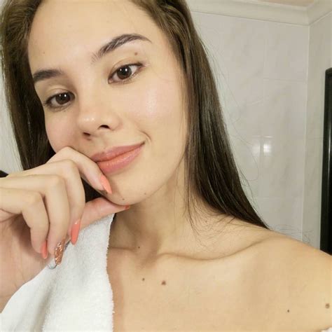 Catriona Gray Impacts Social Networks With Her ‘no Makeup