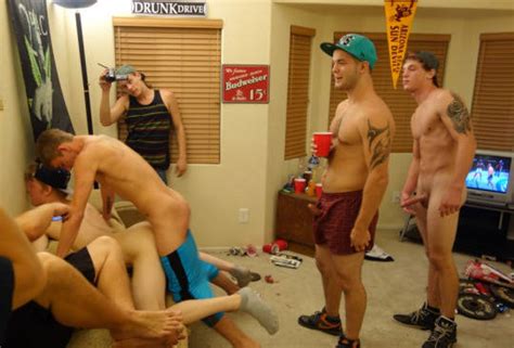 celebrate springbreak with hot frat guy porn daily squirt