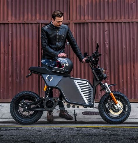 mini electric motorcycle   recycled materials  coming  india mobygeekcom