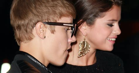 These Photos Of Selena Gomez And Justin Bieber Kissing In The Street Will