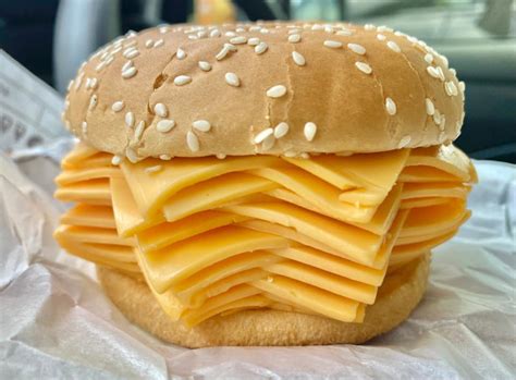burger kings cheese burger  slices  cheese   buns