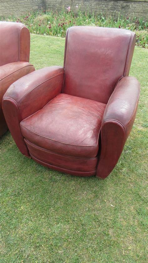 pair  antique french leather club chairs antiques atlas