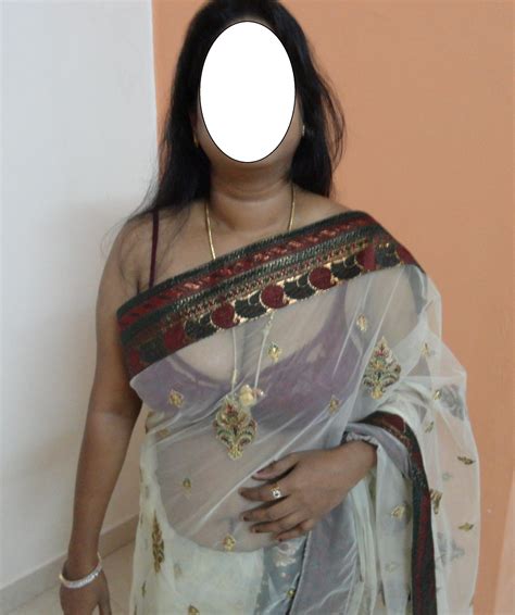 Aishwarya Rai Anupama Hot Saree Stripping