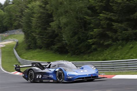 Volkswagens Electric Race Car Set Another Speed Record Can It Do That