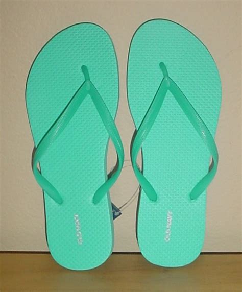 New Ladies Flip Flops Old Navy Thong Sandals Size 8m Turquoise Shoes
