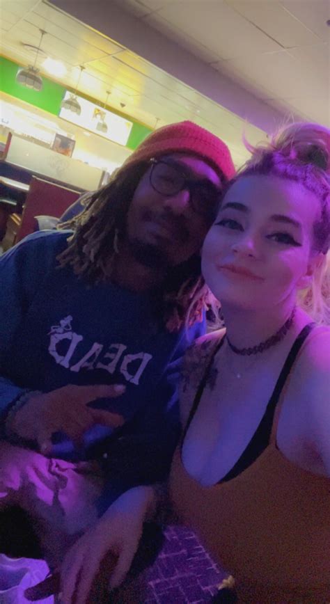 Tw Pornstars 1 Pic Dani 🌸 Twitter Bowling With The Bf And Mama 2