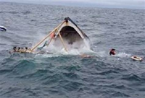 nelayan terombang ambing selama  jam  laut bali wahana news