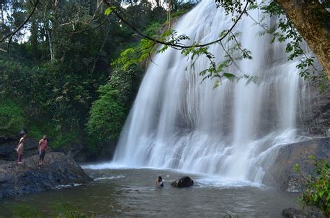 waterfalls  coorg  karnataka tourism guide
