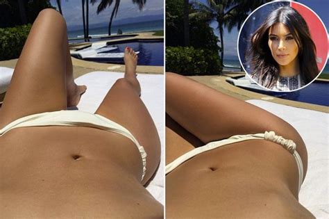 kim kardashian shows off toned tummy in sexy bikini selfies as she enjoys mexico honeymoon