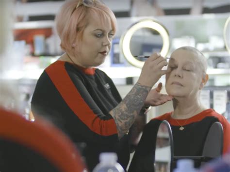 sephora is giving free makeup classes to cancer patients self