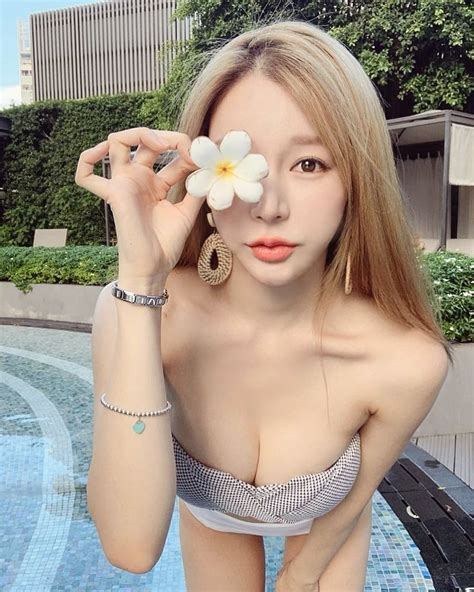 Han Ji Eun Korean Girl Bikinis Gorgeous