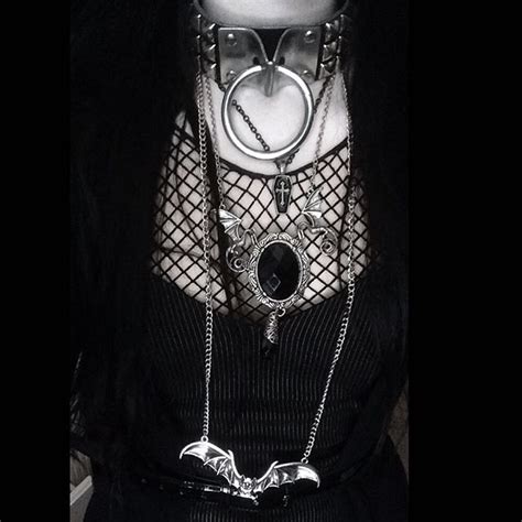 395 Best Goth Aesthetic Images On Pinterest Dark Beauty Gothic