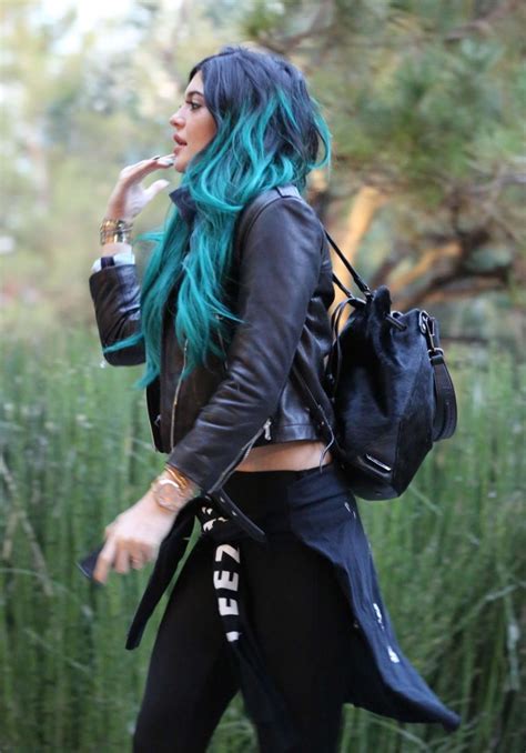 kylie jenner  leggings  gotceleb