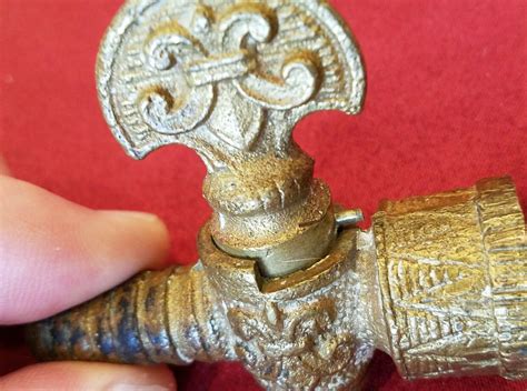 antique vintage ornate brass victorian gas light valve part gwpl ebay
