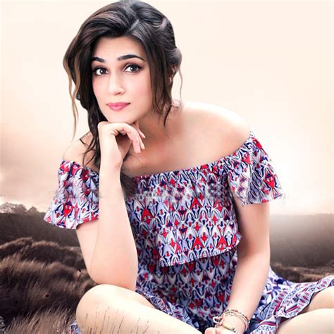 9 awesome facts about kriti sanon slide 1