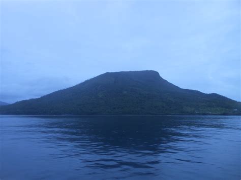 gunung ruang gunung bagging