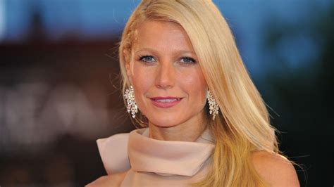gwyneth paltrow s goop criticised again over dangerous diet advice