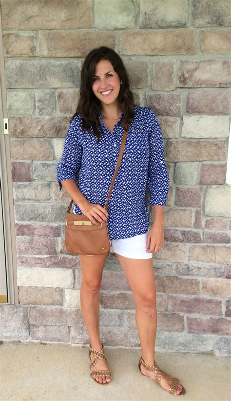 what i wore real mom style breezy summer shirts realmomstyle momma