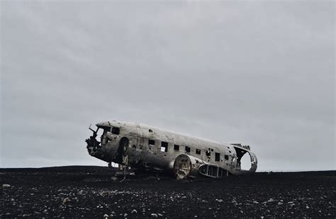 visit  haunting iceland plane wreck buubble