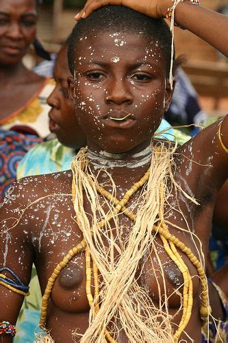 the dipo ceremony of the krobo girls in ghana by retlaw snellac photography west guinean ga