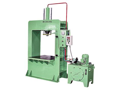 molding machine buy molding machine   price  inr  lakh pieces approx
