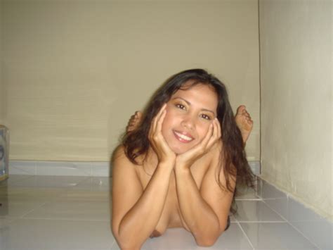 nepali girl bra panty remove showing full nude body hd photo gallery