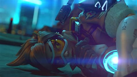 Overwatch Trailer Pits Tracer Vs Widowmaker In A Rooftop