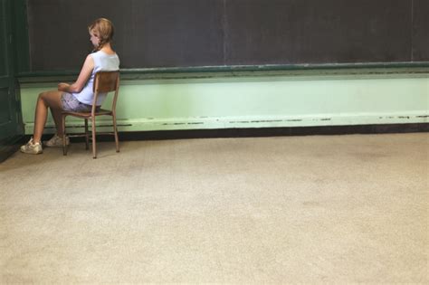 무료 Girl Sitting In Corner Facing Wall 스톡 사진 Freeimages