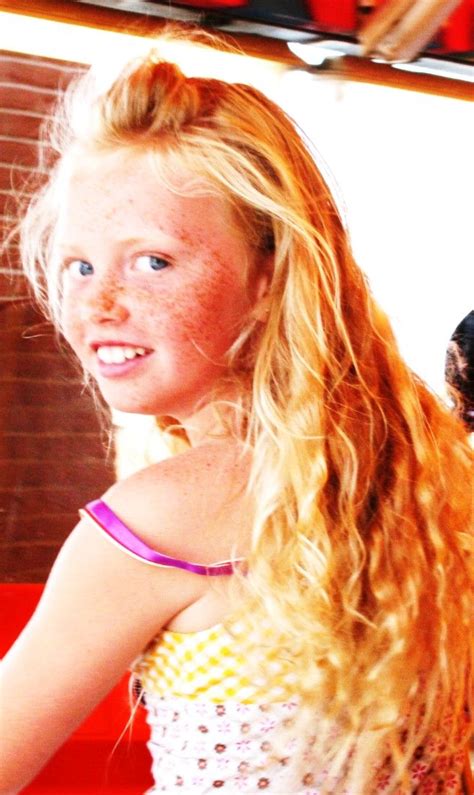 freckles freckles redheads blonde