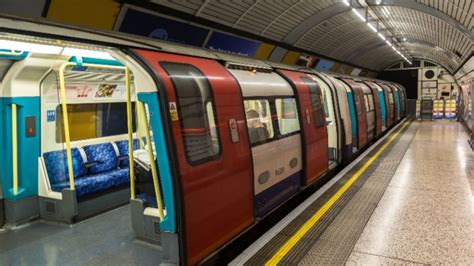 heat from london underground to be used in over 1 000 homes vegan news plant based living