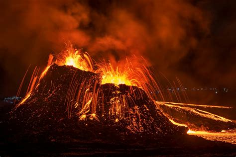 ultimate guide  fagradalsfjall volcano perlan