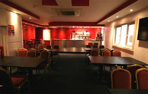 lounge bar kenton hall