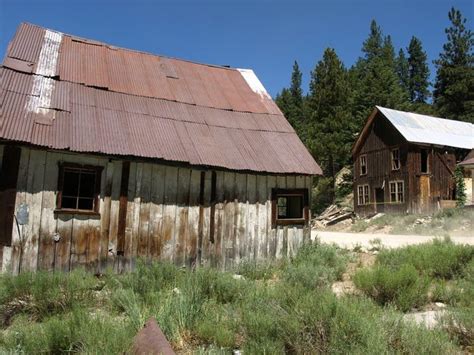 spooky  ghost town  idaho     residents